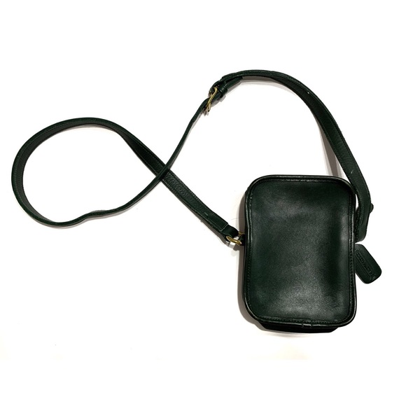Coach Handbags - Vintage Coach Crossbody #9984